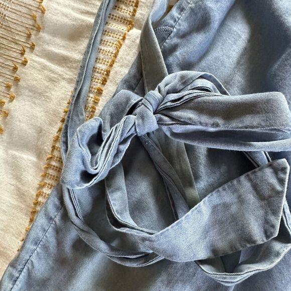 Motherhood Maternity Women’s Blue Denim Tank Blouse w/Tie Front Size XL - Picture 5 of 11